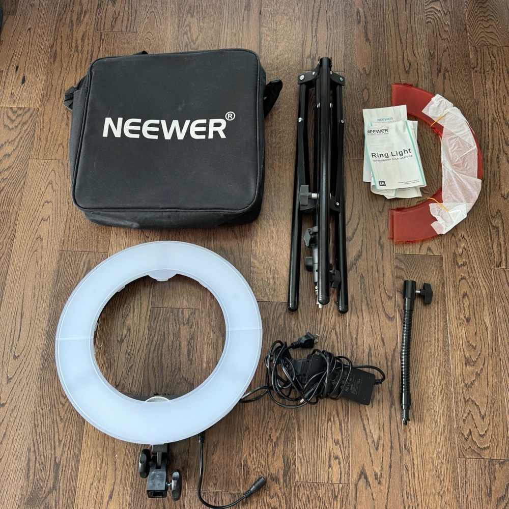 Neewer Ring Light Kit with Stand